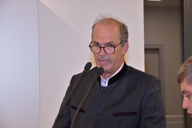 "Bergsteigerdorf zu sein, ist das Versprechen, weiterhin sorgfältig mit den Orten und den Bergen umzugehen", so AV-Vizepräs. Walter Wegscheider | Foto: Kainz