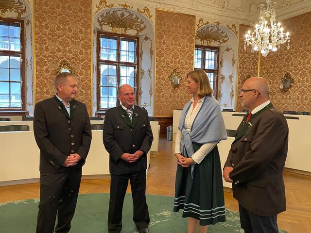 Im Gespräch in der Grazer Landstube vor der Ehrung von Carsten Borchert | Foto: Almer