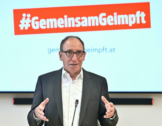 Gesundheitsminister Johannes Rauch baut auf die Wirkung kommunaler Kampagnen. | Foto: FOHRINGER /AP / picturedesk.com