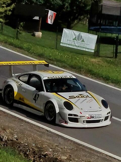 72 Fahrer gingen an den Start am Rechberg. Dieses Rennen war Teil des Bergrallye-Cups 2022. | Foto: RegionalMedien Steiermark