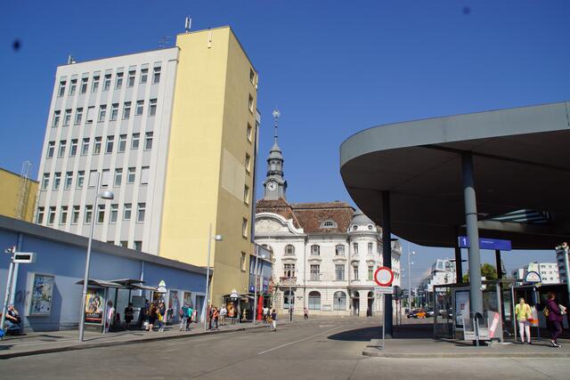 Das Jobspeeddating findet im Haus der Begegnung in der Perchtoldsdorfer Straße 3 gleich beim Liesinger Platz statt. | Foto: Alois Fischer
