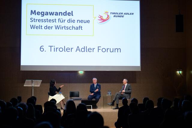 Podiumsdiskussion mit den Energieexperten Karl Rose und Wolfgang Urbantschitsch. | Foto: Franz Oss