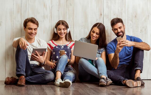 In der Workshopreihe der Stadt Wels sollen junge Menschen über die digitalen Medien aufgeklärt werden.  | Foto: GeorgeRudy/panthermedia