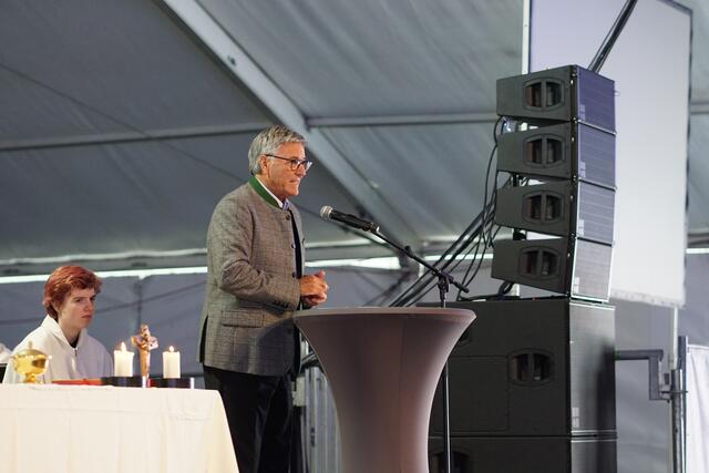 In seiner Rede betonte Bürgermeister Matt, wie wichtig es ist, dass den Feldkircher Wehren eine moderne Ausrüstung und Infrastruktur zur Verfügung stehen | Foto:  FW Altenstadt