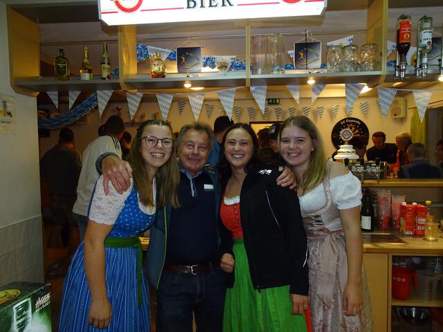 Leonie Hochbichler, Franz Rößler, Johanna Helm und Lisa Pichler | Foto: Simon Glösl