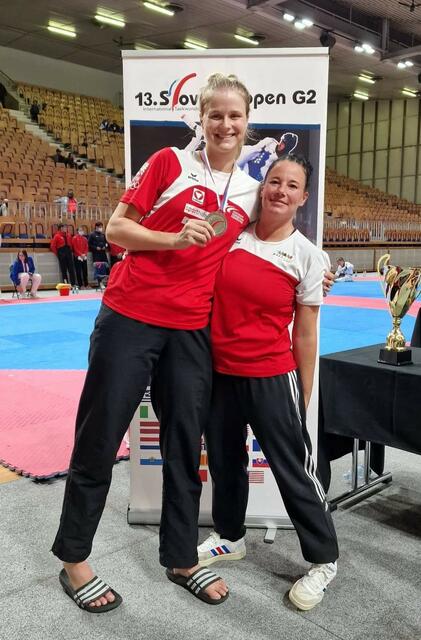 Marlene Jahl links mit ihrer Coachin Tonia Scharpantgen | Foto: ÖTDV