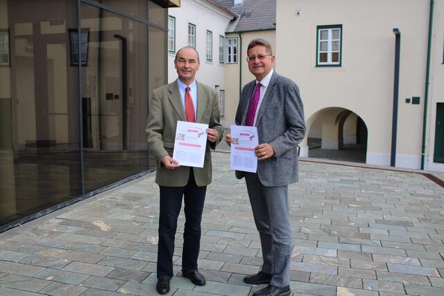 Bürgermeister Andreas Linhart und GR Christian Schmitzer laden zur Bürgerbeteiligung ein. | Foto: mc