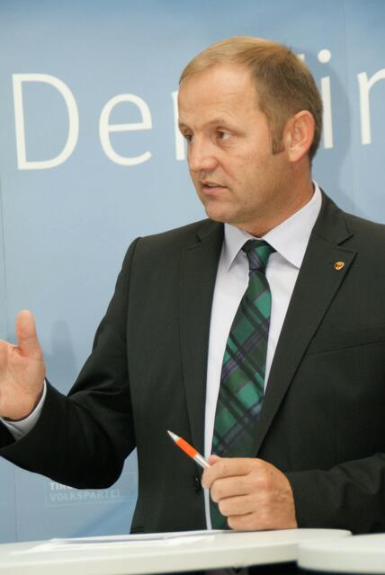 Ob LHstv. Josef Geisler wieder ein Regierungsamt bekommt ist fraglich.  | Foto: Haun