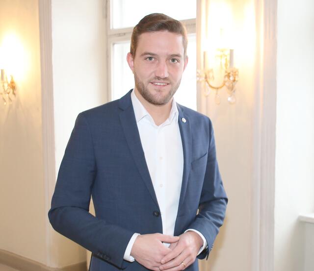 Dominik Mainsuch will nach oben. Vom Wahlergebnis hängt vieles ab.  | Foto: Walpoth