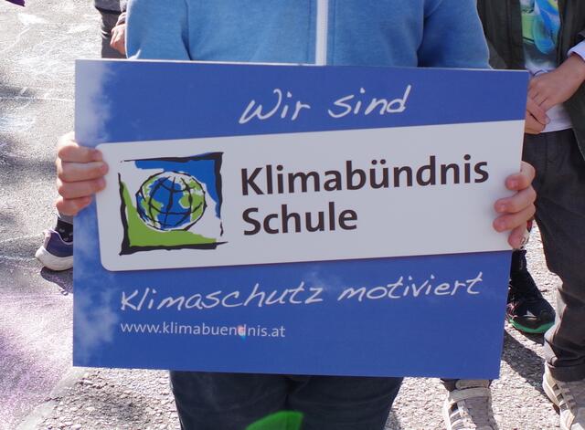 Die Volksschule Biedermannsdorf ist nun auch eine Klimabündnisschule. | Foto: Kerstin Haas-Maierhofer