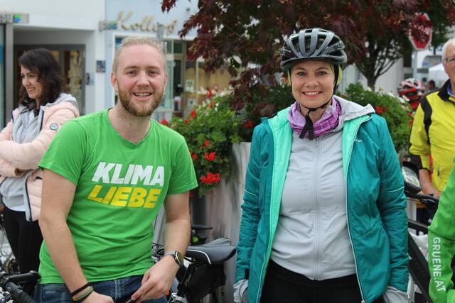 Perger Gemeinderat Jason Sajovic und Landtags-Abgeordnete Dagmar Engl aus Katsdorf. | Foto: Zwicker