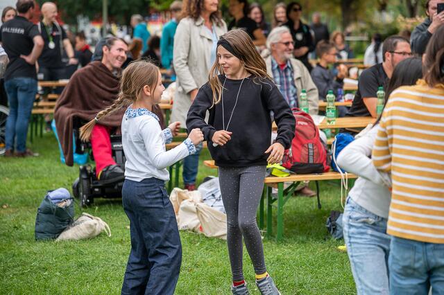 Der Inklusionslauf war nicht nur ein Fest für alle Sportbegeisterten, auch alle anderen sind voll auf ihre Kosten gekommen. | Foto: Brand Images