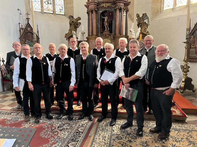 Der Männergesagverein Mooskirchen sang in der Pfarrkirche St. Georg in Ptuj. | Foto: Wutte