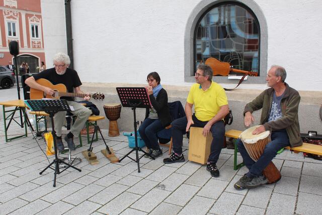 Thomas Zwicker, Christa Bauer, Johannes Oppitz und Toni Schöberl (von links nach rechts) sorgten für musikalische Umrahmung. | Foto: Zwicker