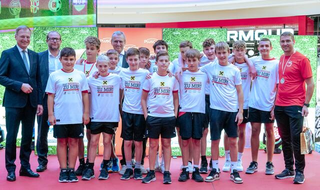 Das U13-Team aus Ohlsdorf. | Foto: Johanna/Fotomeisterei