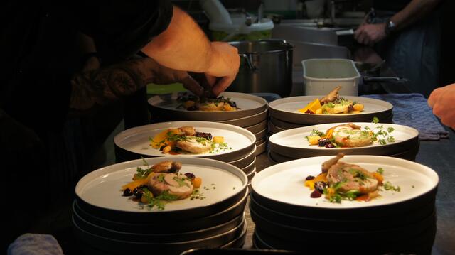 Zweierlei Wildgeflügel im Hotel Post. | Foto: Sandra Ladner