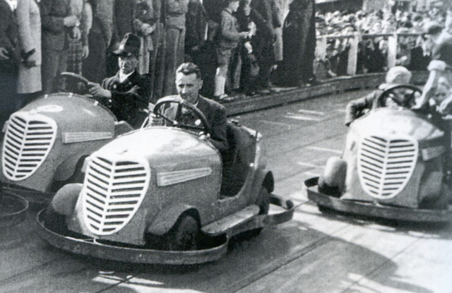 Heute wie damals für viele die Hauptattraktion bei der Grazer Herbstmesse: der Vergnügungspark. | Foto: Sammlung Kubinzky