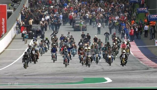 Ehrenrunde PirateZ Am Red Bull Ring Braunau