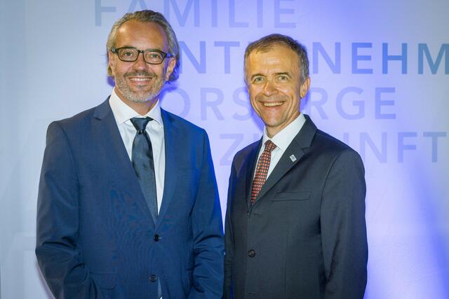 Philip Ranft von der Notariatskammer für Salzburg und Claus Spruzina, der Präsident der Notariatskammer für Salzburg (re.) | Foto: wildbild - Freund