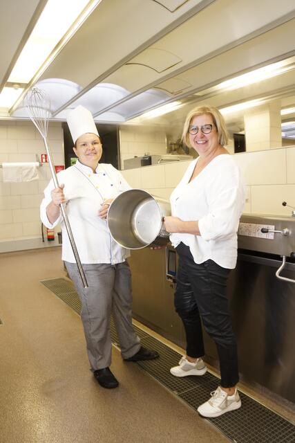 Projektbeteiligte Monika Prammer, Claudia Weinbrenner haben „Nix übrig für Verschwendung." | Foto: LK Amstetten