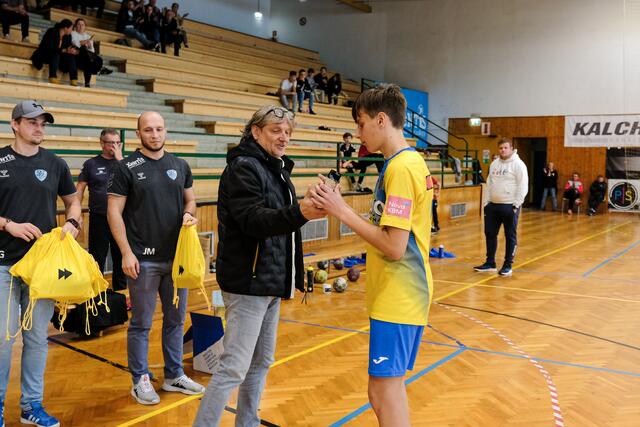 HSG-Obmann Gerhard Langmann gratulierte der Jugend und freut sich über die Kooperation mit Voitsberg. | Foto: Thomas Leibetseder, iQ-Foto