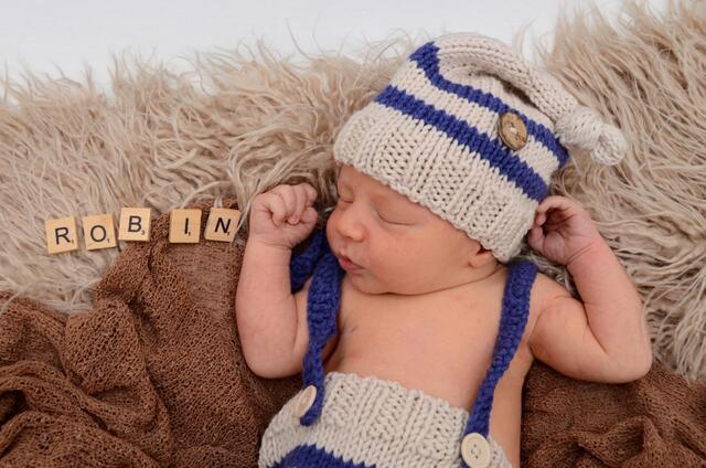 Robin
Geburt: 4. Mai 2022
54 cm, 4.095 g
Anita und Markus Wolkowitsch aus Wildon | Foto: Baby Smile