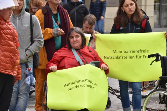 Patrizia Egger machte auf fehlenden Gewaltschutz für Frauen mit Behinderung aufmarksam. | Foto: Michael Steger