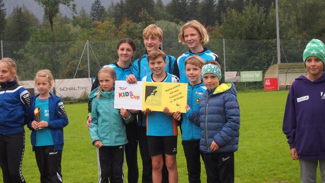 Die Reuttener Leichtathleten holten den Sieg in der Mannschaftswertung. | Foto: Witting