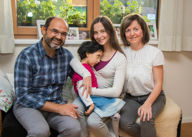 Manfred, Pandora Zoe, Magdalena und Heidi Stempfer wohnen in Geinberg. 