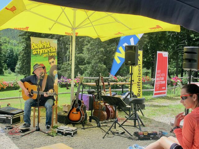Harry Ahamer @ Naturfreundehaus Knofeleben | Foto: mundARTig