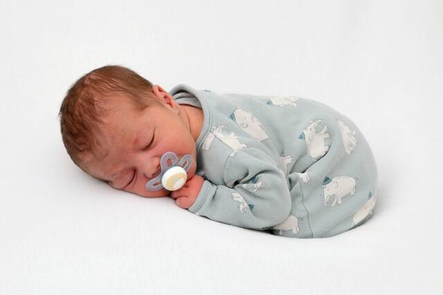 Noah
24. Mai 2022
50 cm, 3.530 g
Lisa Binder und Dominik Kermautz aus Ragnitz | Foto: Baby Smile