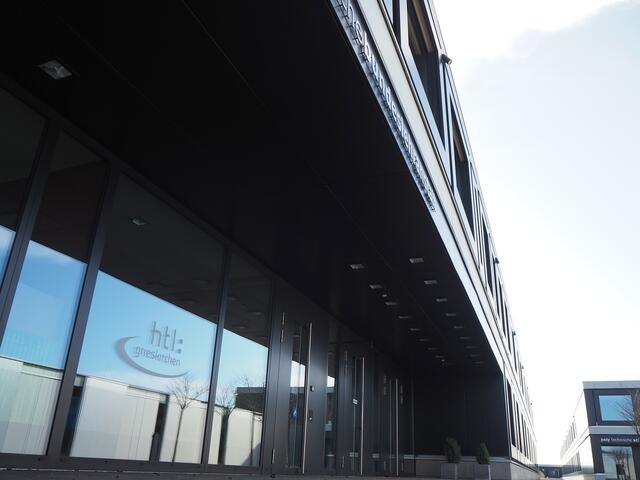 Informatiker der HTL Grieskirchen nehmen bei dem TÜV Austria Wissenschaftswettbewerb teil. | Foto: BRS/Haslberger