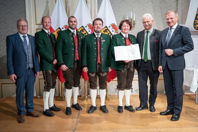 Unter anderem wurde der Musikverein Trachtenkapelle Pötting am 21. September von Landeshauptmann Thomas Stelzer im Rahmen eines Festaktes in den Linzer Redoutensälen geehrt.  | Foto: Peter Mayr