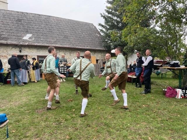 Traditionelle Schuhplattler | Foto: Petra Falk