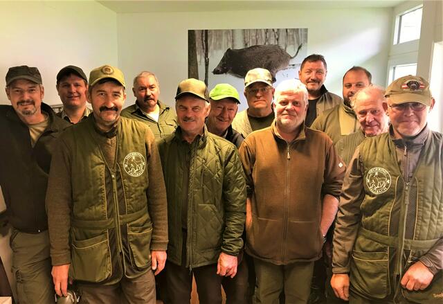 Kastner Franz jun. Kastner Wolfgang, Kastner Franz sen., Josef Kober, Horst Rieder, Hermann Fibi, Roman Weis, Hegeringleiter Reinhard Lehner, Oberschützenmeister Josef Kohzina, Manuel Zott, Ernst Rieder, Anton Dorn. | Foto: Christine Kohzina