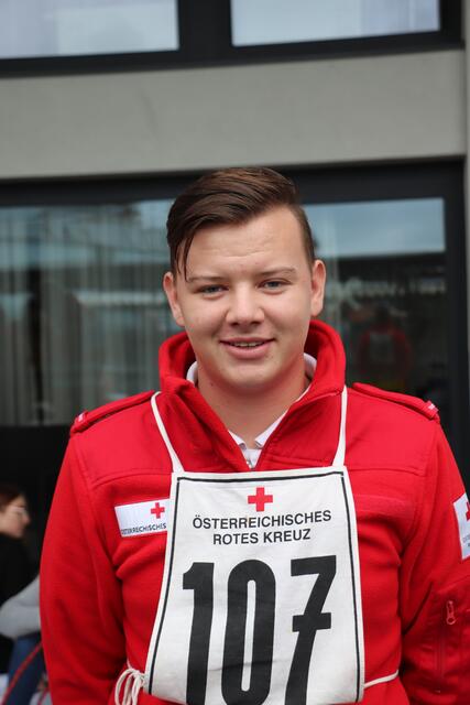Bastian Friedrich vom RK Kalsdorf trat in der Kategorie Gold an. Der 17jährige ist Schüler des Bischöfl. Gymnasiums und seit sieben Jahren beim Roten Kreuz. | Foto: Edith Ertl