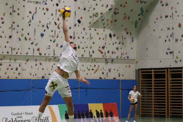 führen zu einem gelungenen Smash | Foto: Herbert Stocker