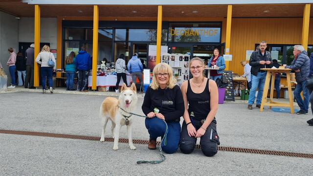 Tierheimleiterin Elisabeth Bock freute sich über den großen Andrang