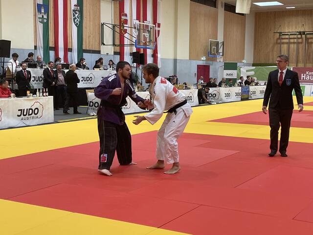 Klaus Ederer (links) aus Weiz gewann Silber im Mixed Team Allgemeine Klasse | Foto: Engelmann