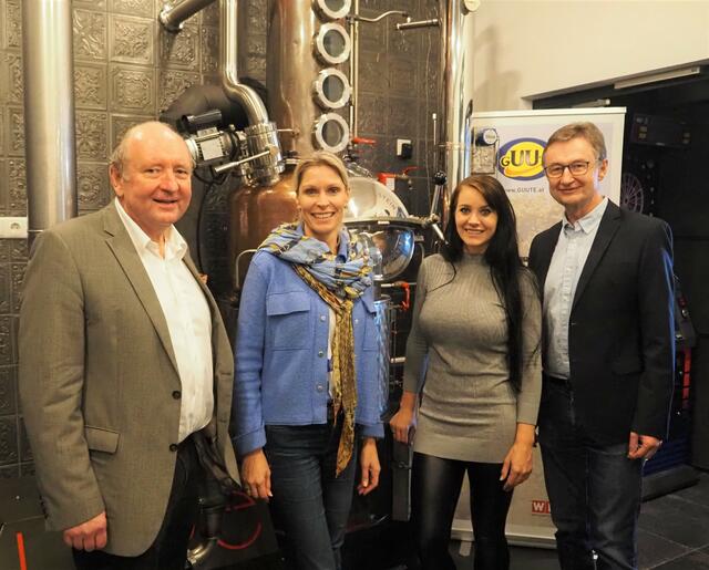 Von links: Alfred Fiedler, Sabine Lindorfer, Regina Priglinger-Simader und Franz Tauber. | Foto: WKO UU