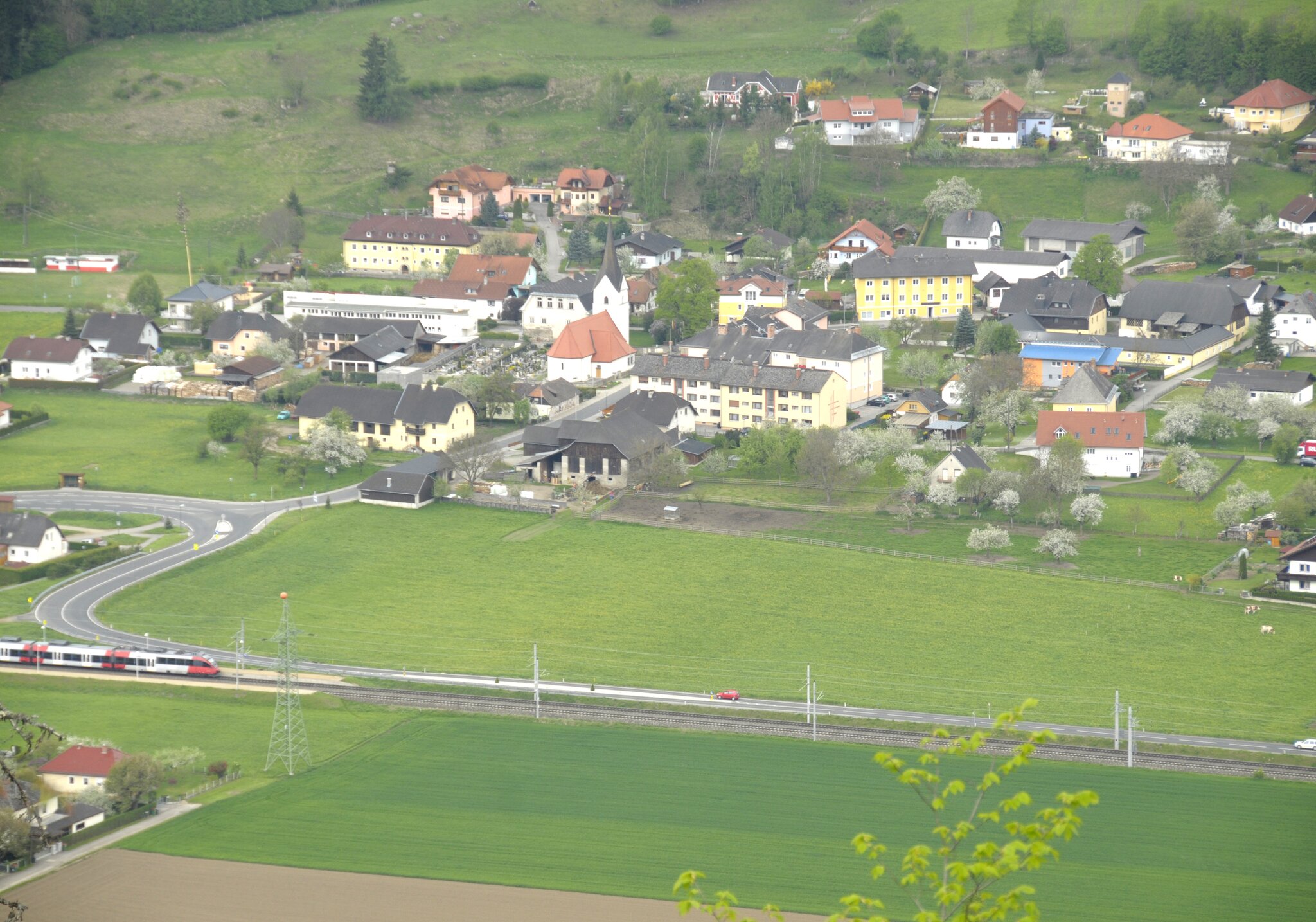 L(i)ebenswertes Micheldorf Eine junge Gemeinde mit Tradition St. Veit