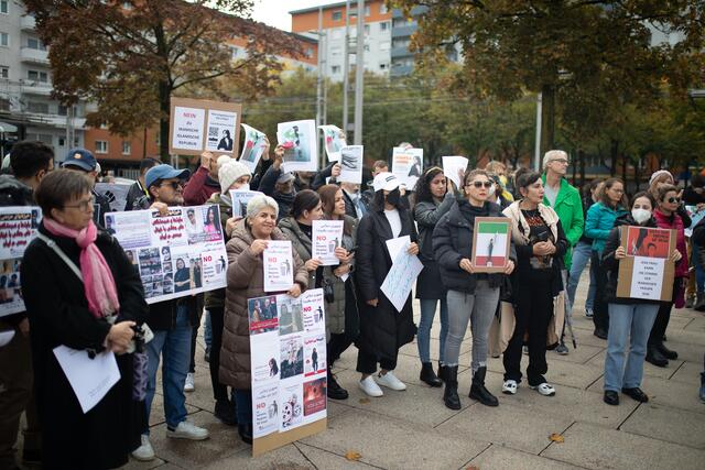 Demonstration gegen die fundamentalistische Unterdrückung von Frauen im Iran. | Foto: Lisa-Maria Thalmayr