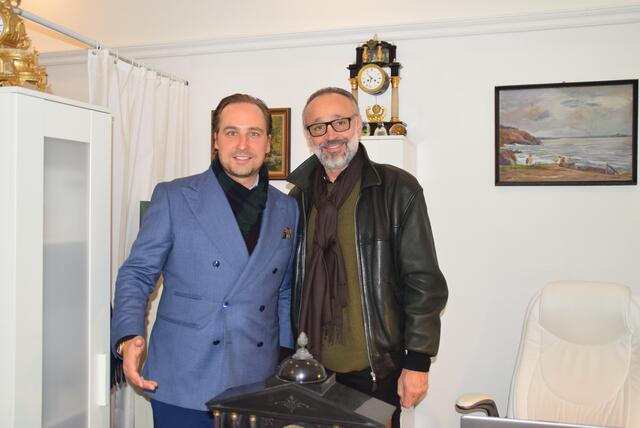 Franziskus Kriegs-Au und Franz Josef Koepp in ihrem Geschäft in der Badener Theresiengasse. | Foto: Katrin Pirzl