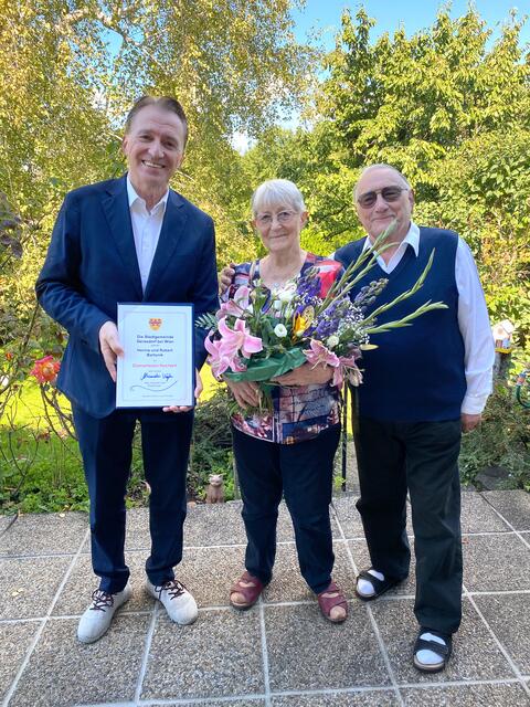 Bgm Alexander Vojta, Herma Bartonik, Robert Bartonik | Foto: Stadtgemeinde Gerasdorf