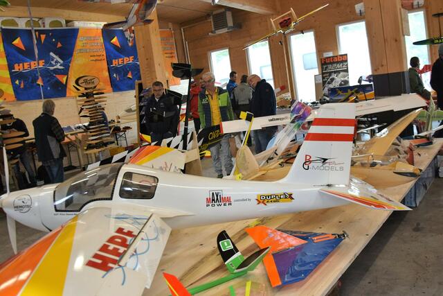 Messe Schauraum - HEPF Flug-Modellbau Erl 2022. | Foto: Schwaighofer