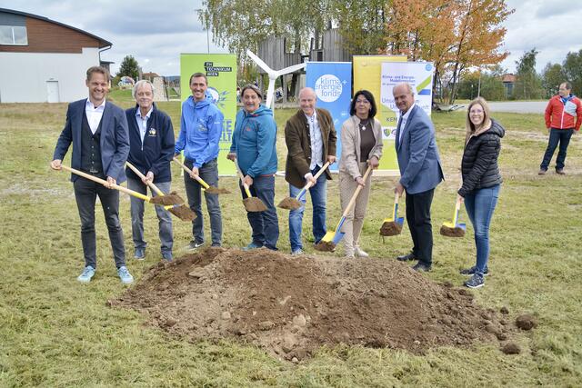 Matthias Zawichowski, Josef Bruckner, Alexander Hirschl, Robert Nesseler, Markus Auferbauer, Bettina Frantes, Martin Bruckner, Verena Litschauer. | Foto: Pilz