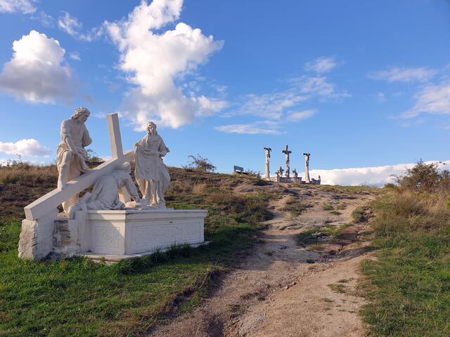 Fünfte Kreuzweggruppe (Kreuzfall mit Veronika und dem Schweißtuch)