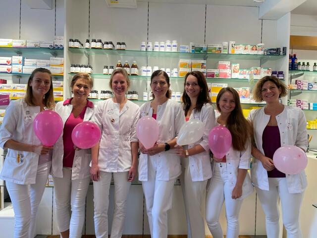 Das harmonische Arbeitsklima in der Trinity-Apotheke ist weithin spürbar. | Foto: Kleinhapl
