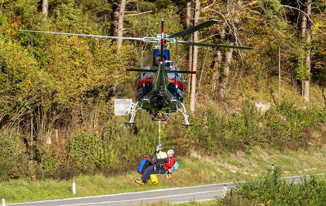 Am Mittwoch kam es in der Martinswand zu einem tödlichen Alpinunfall. Ein Kletterer stürzte vom „Kaiser-Max-Klettersteig“ ab | Foto: Zeitungsfoto.at