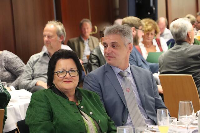 Ludmilla Remler und Raphael Loskot von Spechial Olympics Österreich | Foto: Edith Ertl